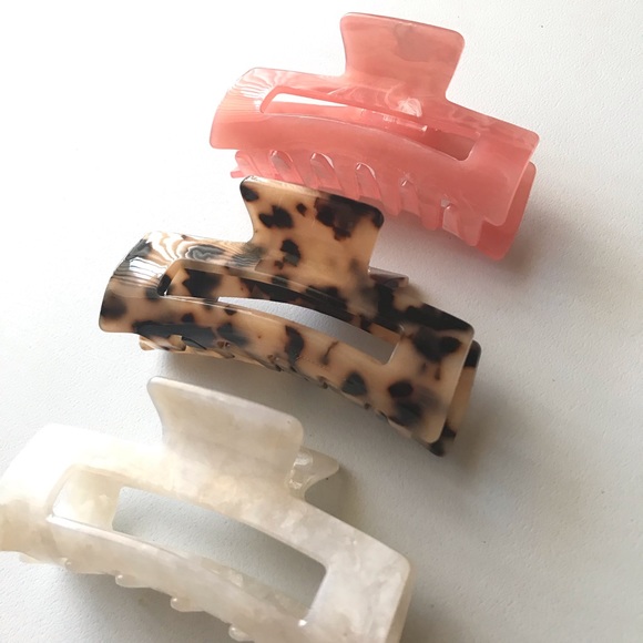 3 Large Multi-Color Acrylic Tortoise Shell Pattern Claw Clips - Picture 3 of 4